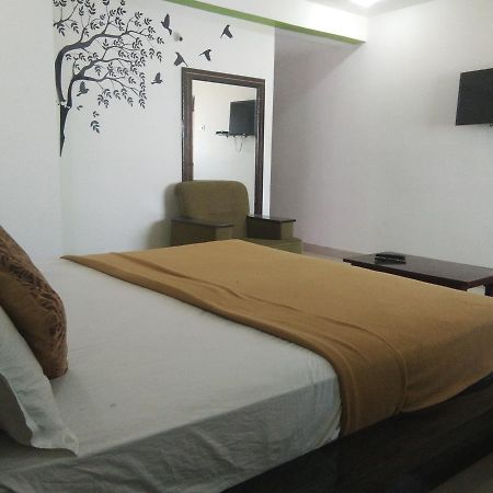 Sairam Residency Ξενοδοχείο Τιρουπάτι Εξωτερικό φωτογραφία